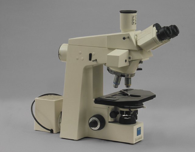 mikroskop axioskop